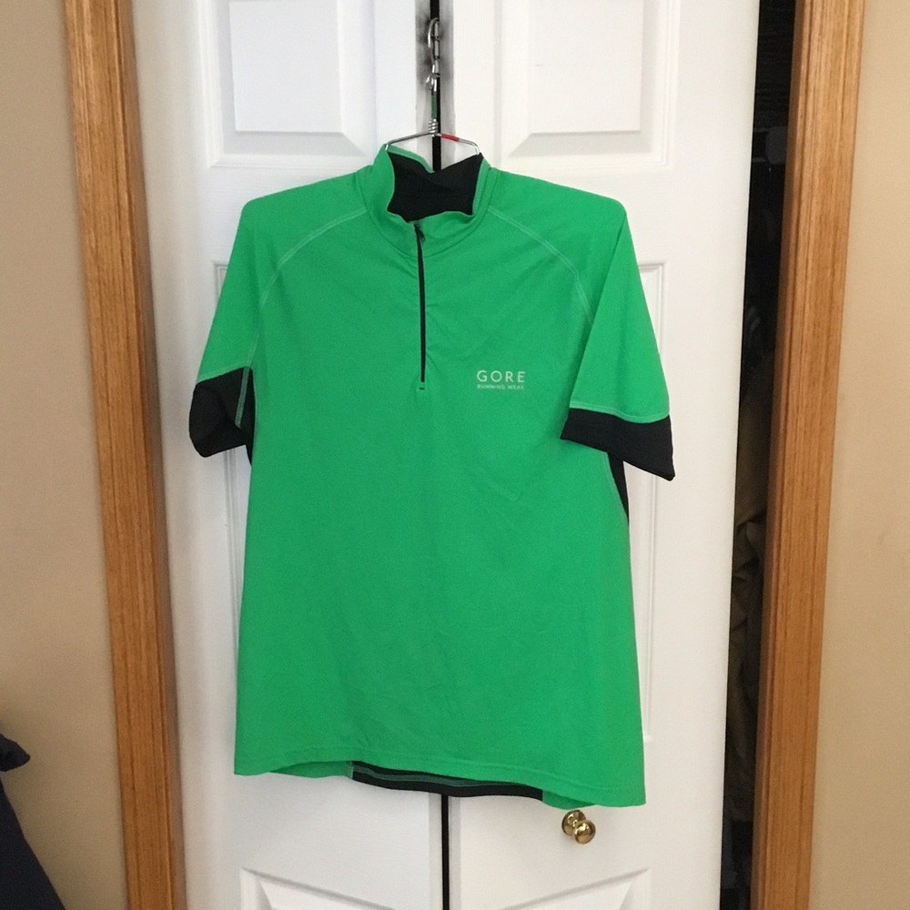 Men’s running shirt